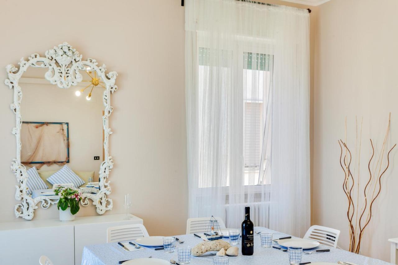 Rosamare Elegant Apartment Полиняно а Маре Екстериор снимка