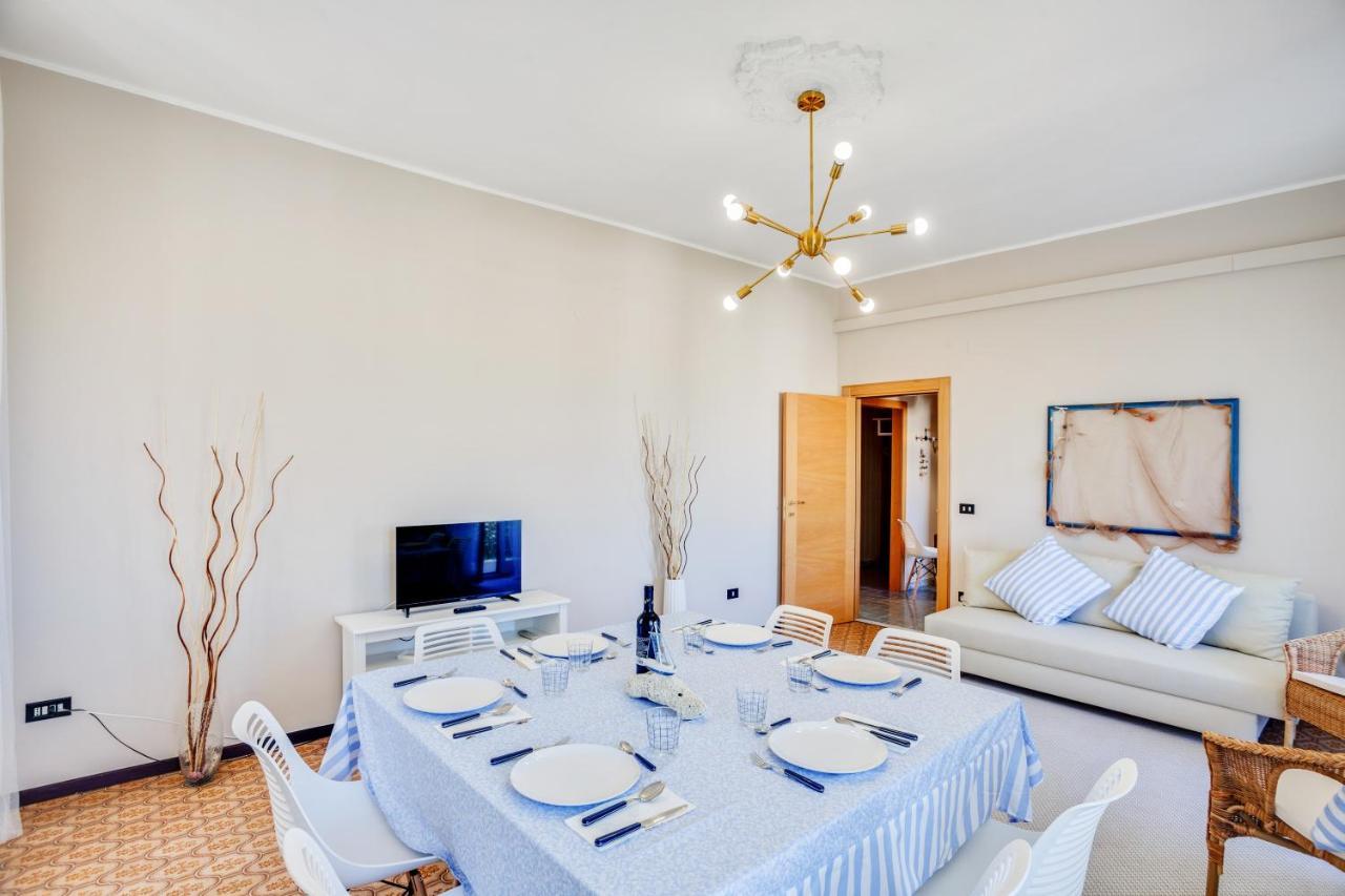 Rosamare Elegant Apartment Полиняно а Маре Екстериор снимка