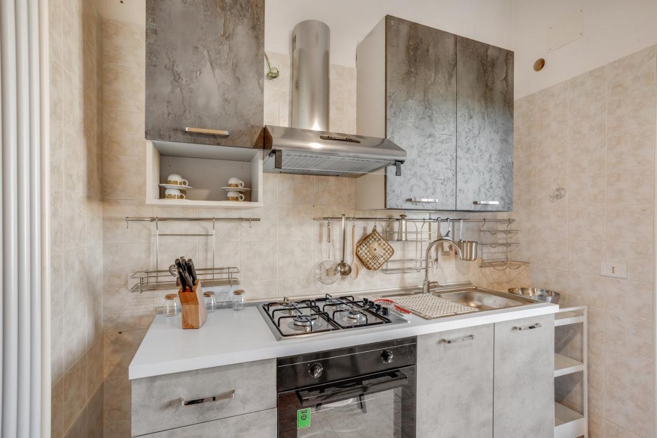 Rosamare Elegant Apartment Полиняно а Маре Екстериор снимка