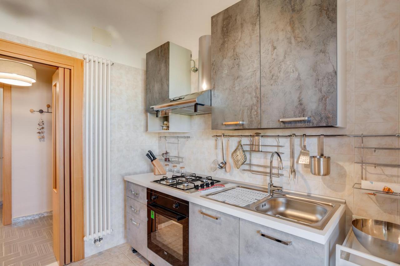 Rosamare Elegant Apartment Полиняно а Маре Екстериор снимка
