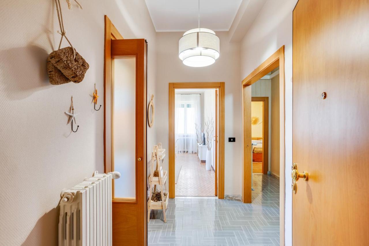 Rosamare Elegant Apartment Полиняно а Маре Екстериор снимка